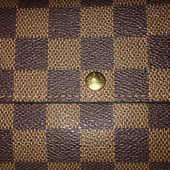Louis Vuitton wallet - Picture 7 of 8